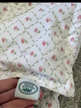ISO: Laura Ashley Down Throws To Buy